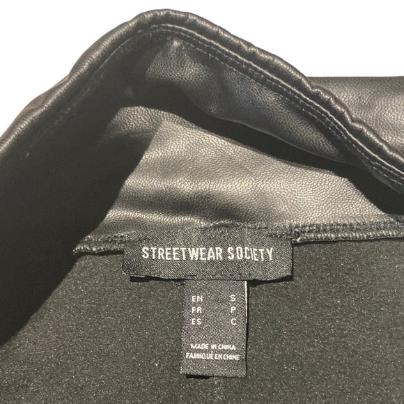 Streetwear Society - Women’s Faux Leather Leggings - Picture 5 of 9